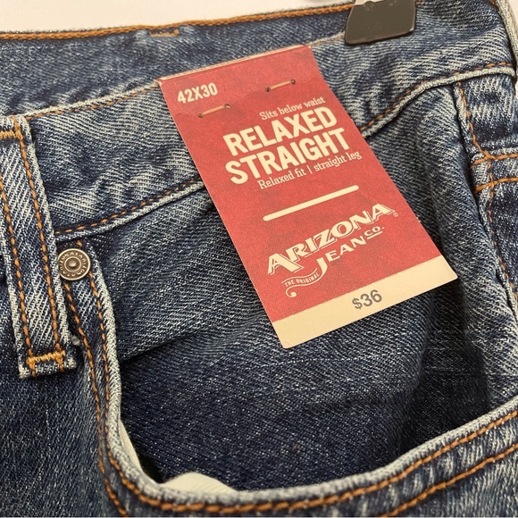 Arizona Jean Co. Denim Jeans 42x30 NWT Relaxed Fit Straight leg - Picture 3 of 6
